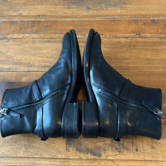ECCO black booties - Picture 5 of 7